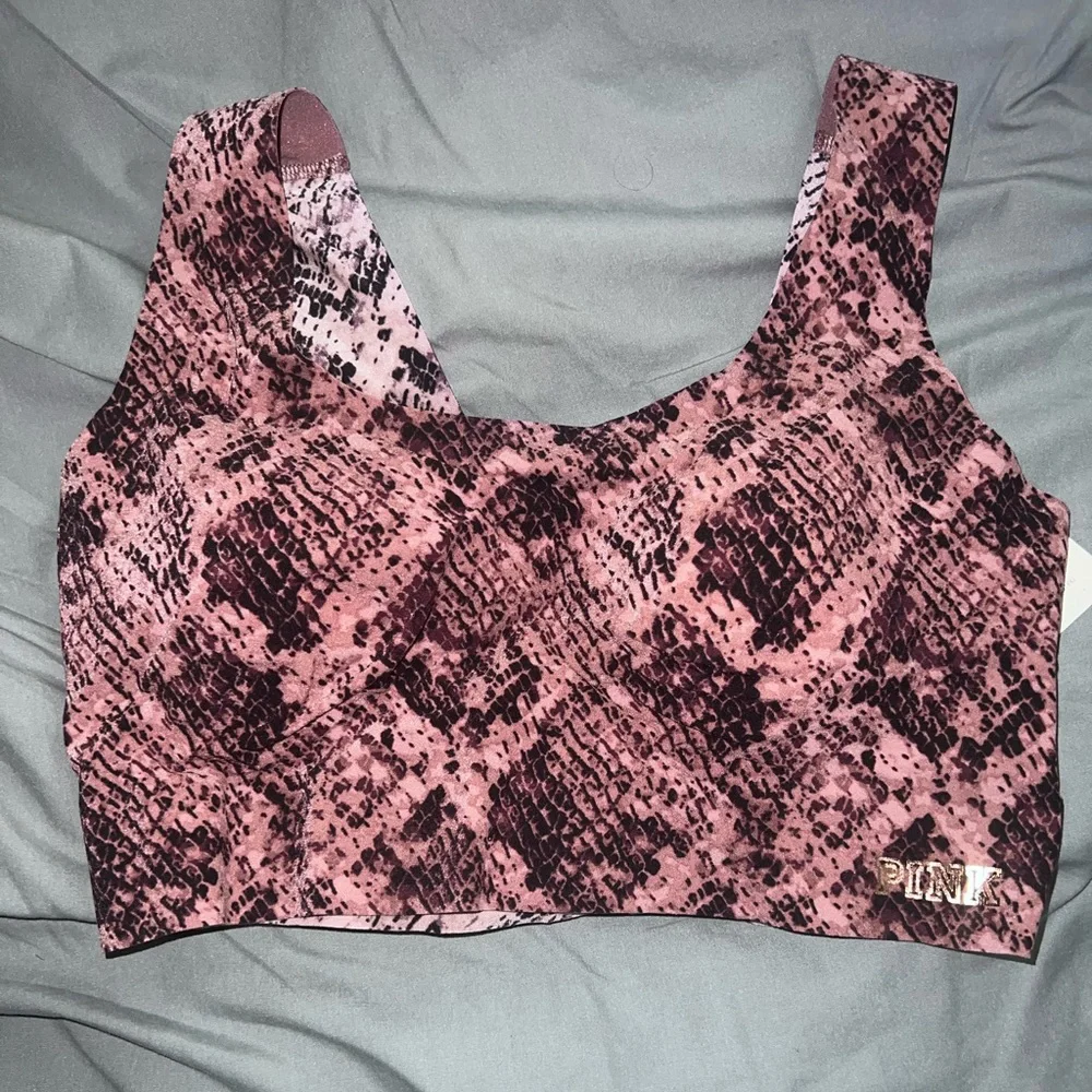 Victoria’s Secret pink bralette - Picture 1 of 2